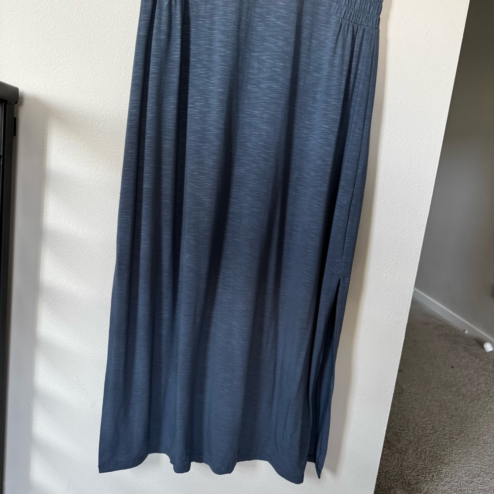 WHBM Blue Rayon Slub Knit Sleeveless Smocked Waist Midi Maxi Dress Womens Large - Picture 6 of 14